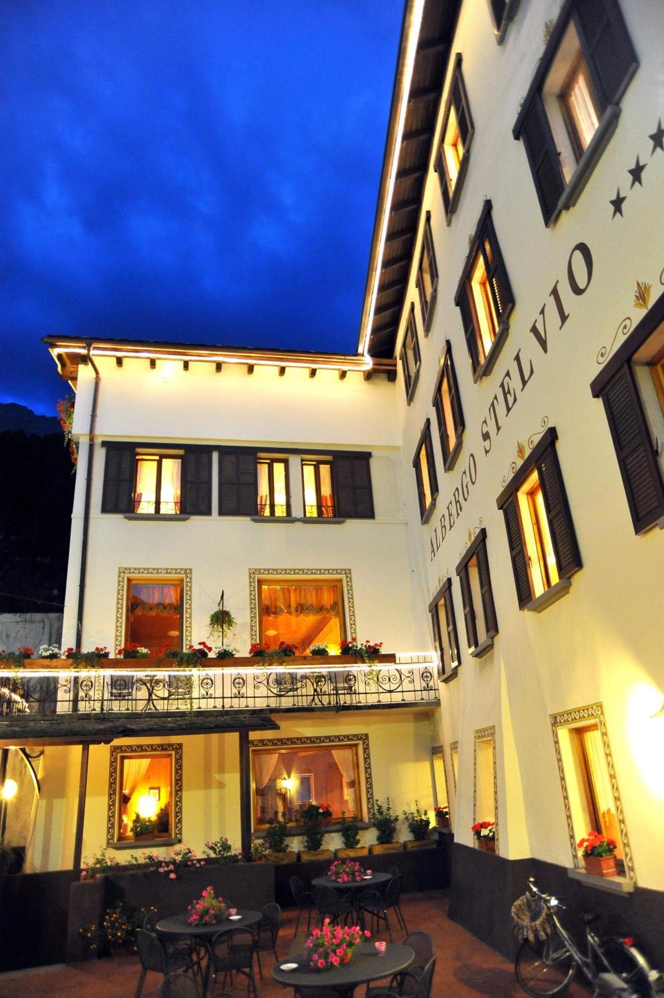 Albergo Stelvio Bormio Exterior photo